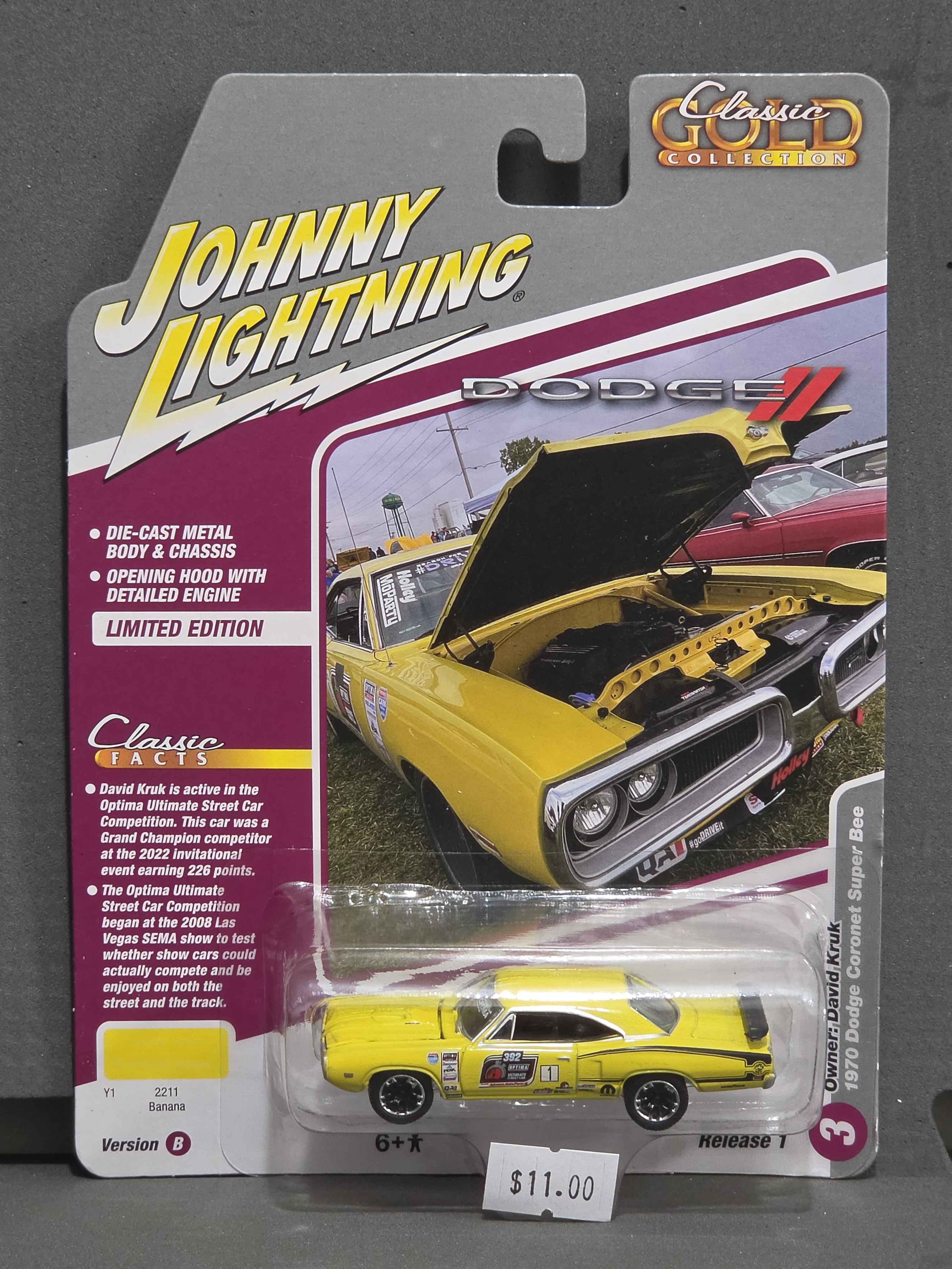 Johnny Lightning: 1970 Dodge Super Bee (Banana w/Optima Ultimate Street Car Race Graphics)