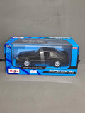 Maisto 1993 Ford Mustang SVT Cobra (Black)