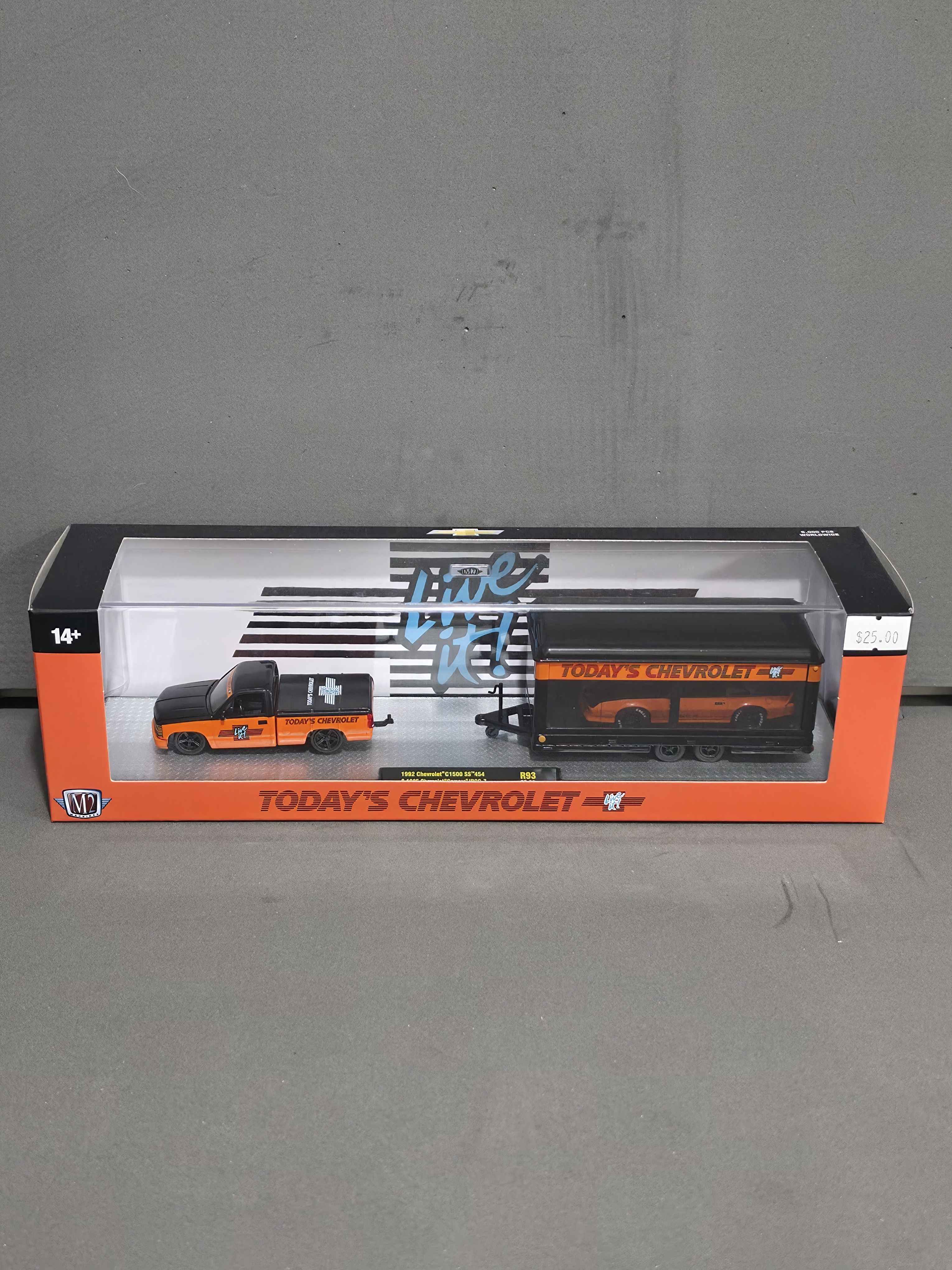 M2 Auto-Haulers 1:64 (Assort.)