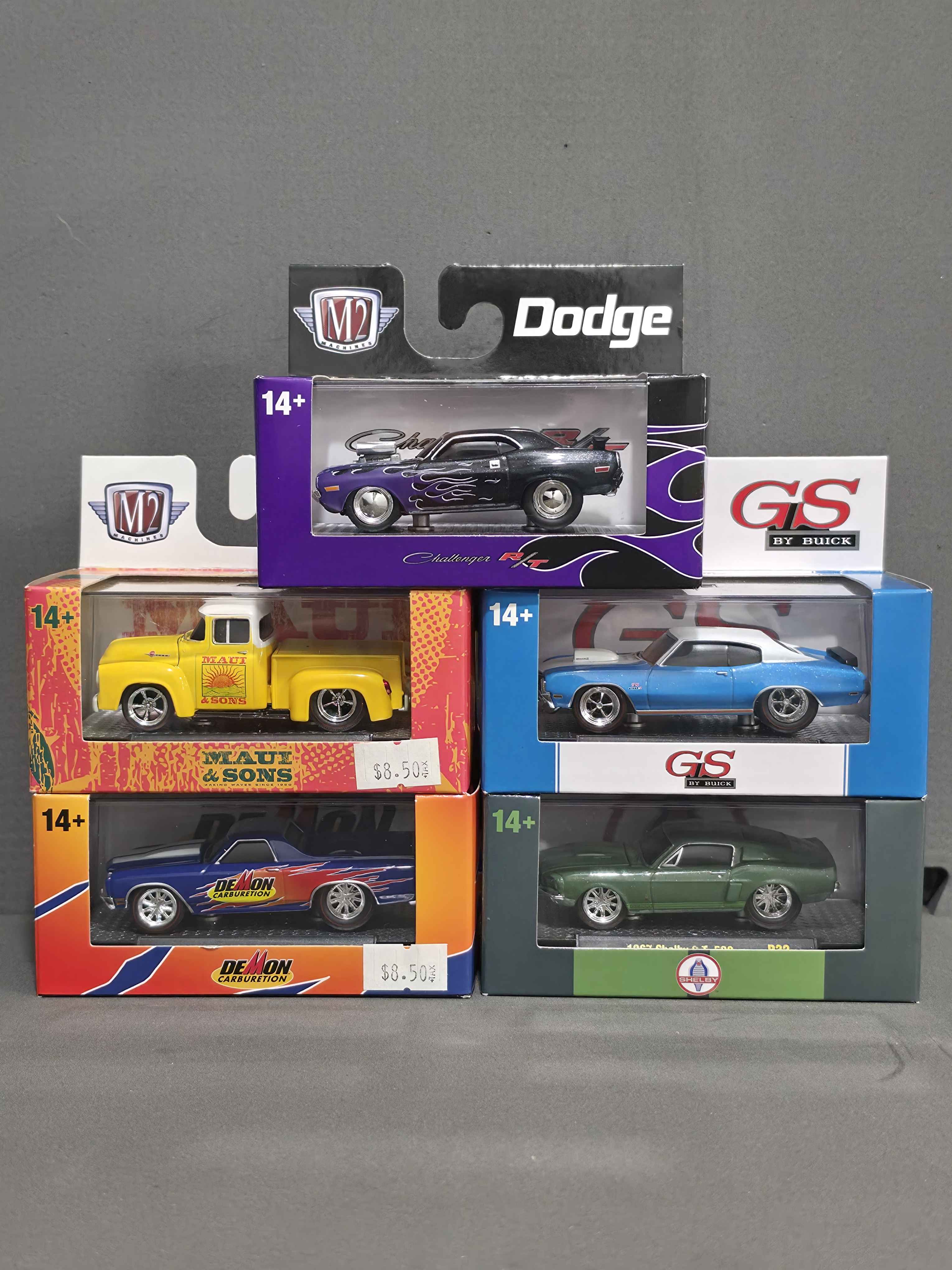 M2 1:64 Display Case Car (Boxed, Assort.)
