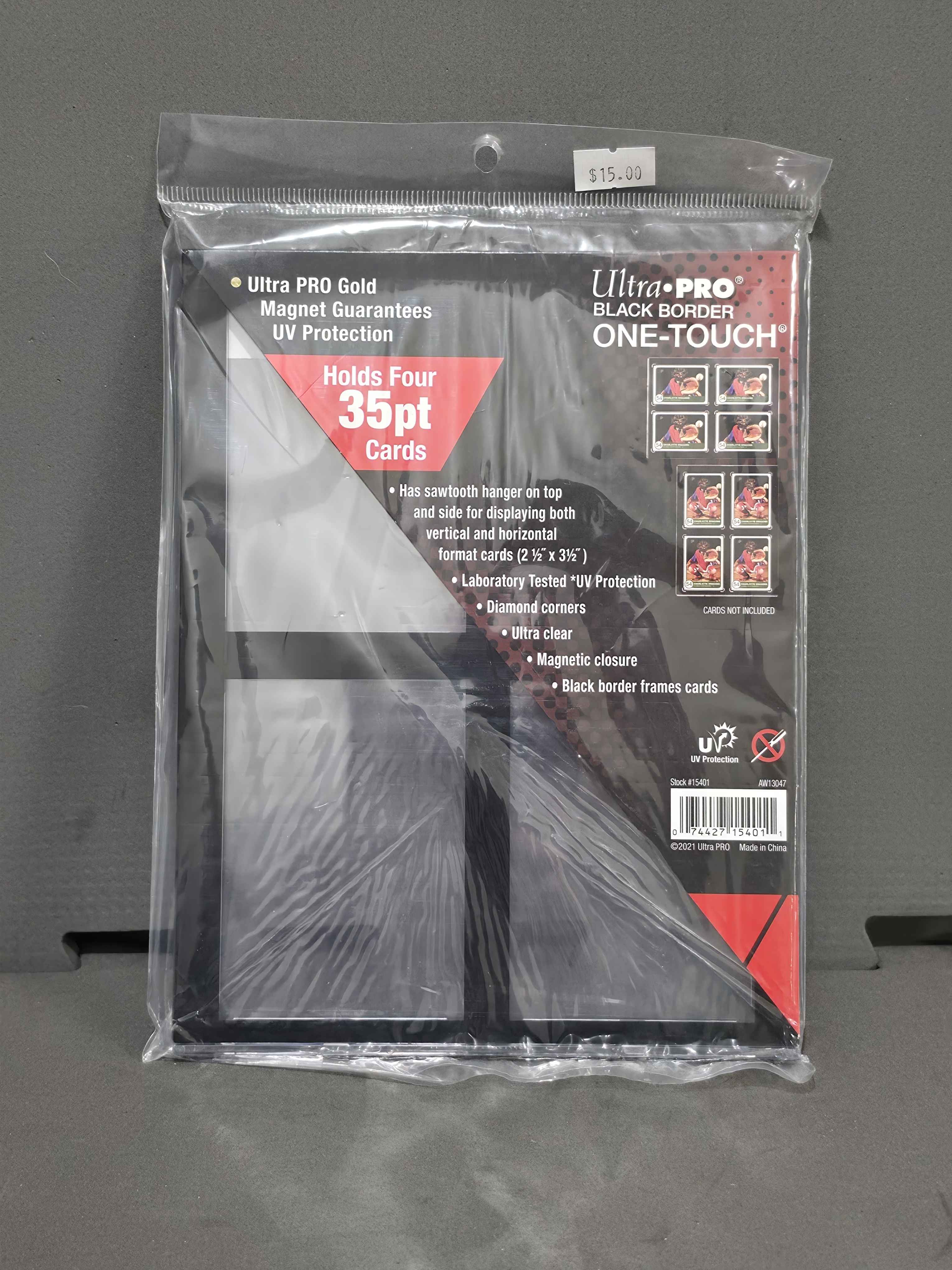 Ultra Pro: One Touch 35PT Black Border 4 Card