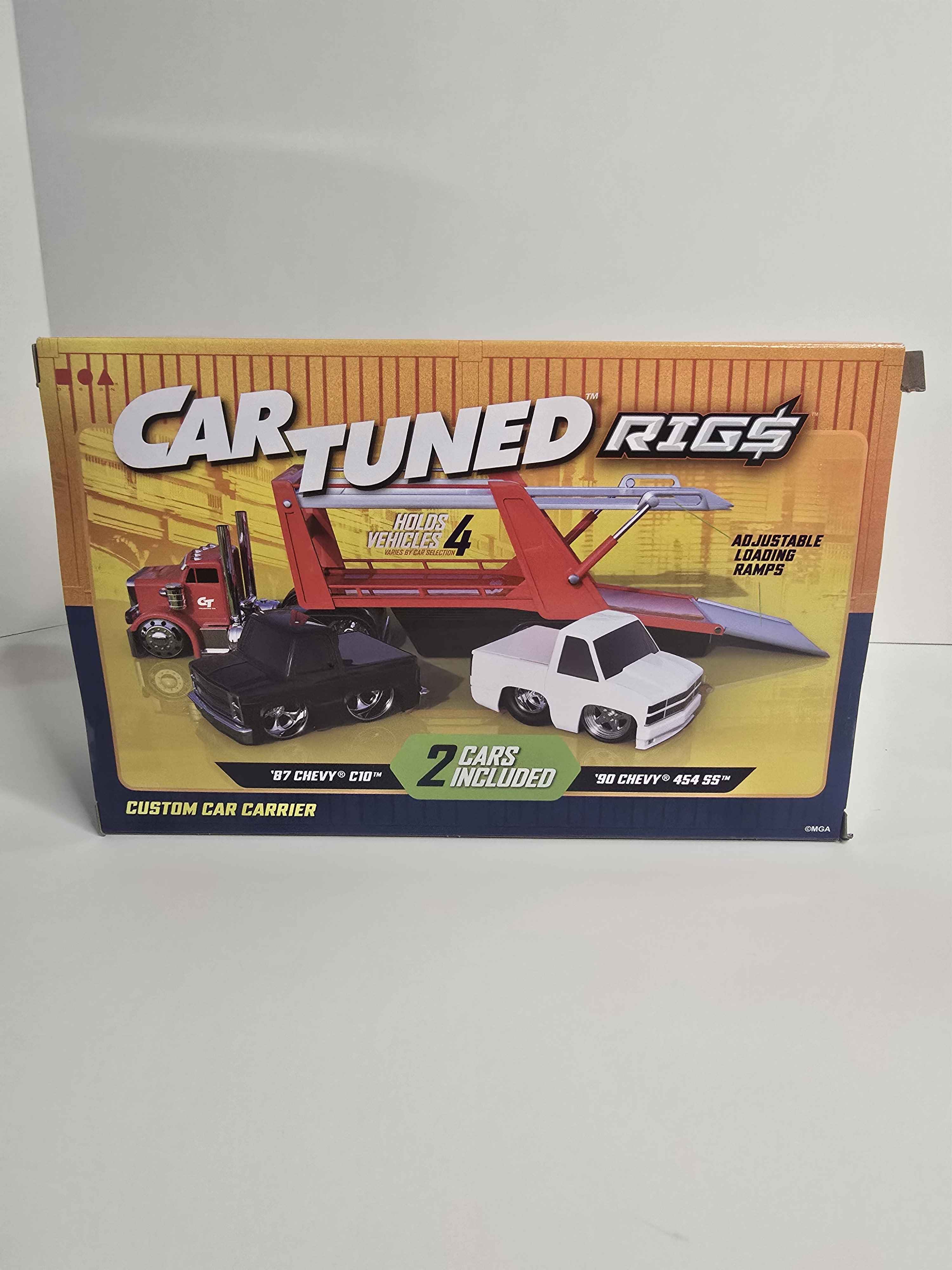 Car Tuned RIGS Custom Car Carrier – Diecast ’87 Chevy C10 & ’90 454 SS (1/64)